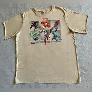 Marvel MCU Men’s T-Shirt Gray Size XL Multi Hero Group